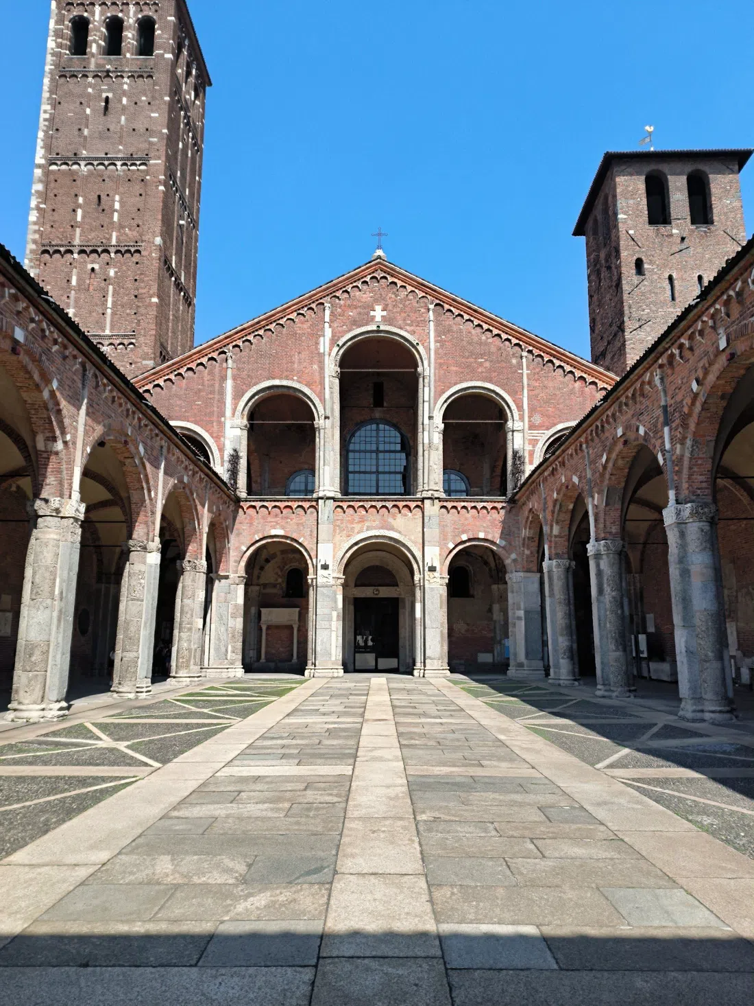 Basilica di Sant'Ambrogio, Milan